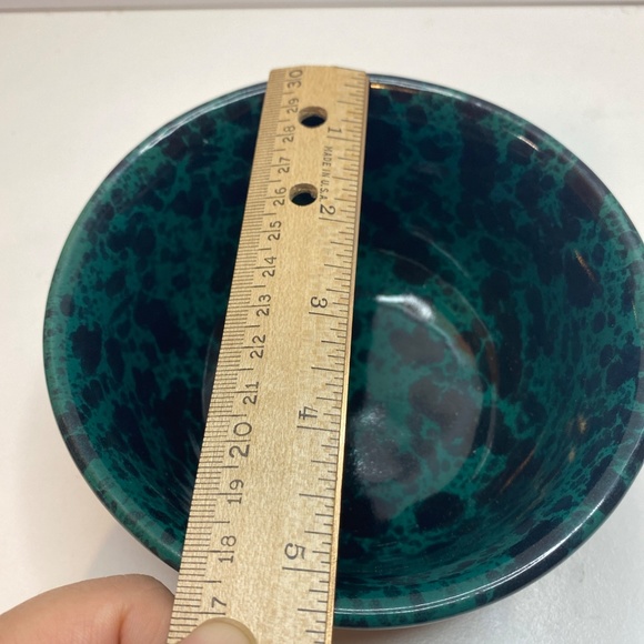 Berrington Pottery Green Agate 5.25" Wide Bowl #2049 - Picture 6 of 7